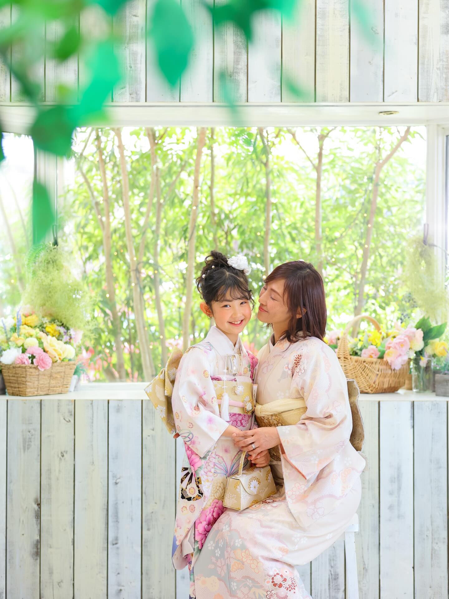 お子様の大切な記念撮影にママも着物で思い出を残しませんか？✨