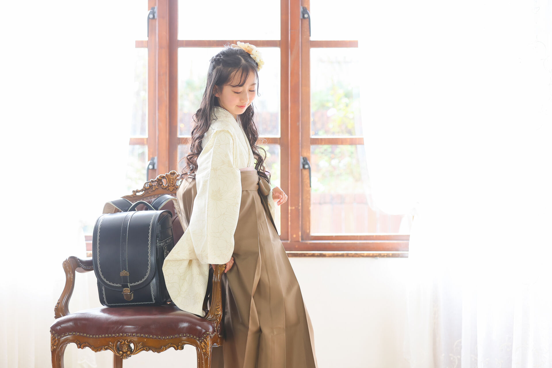 名古屋でおしゃれに卒業袴の写真のみを残すならスタジオマイハウス がぴったり