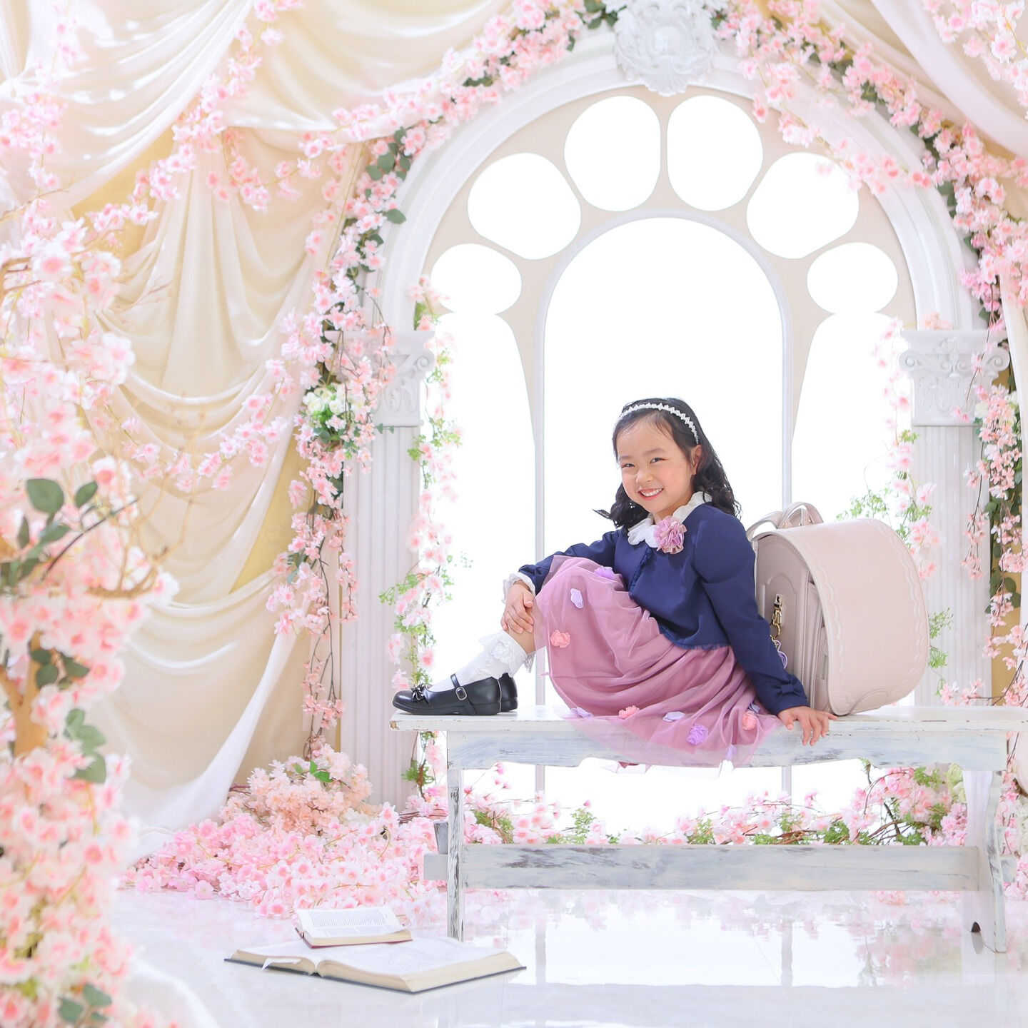🌸ついに待望の期間限定桜ブースが登場🌸！ピンクとホワイトのお